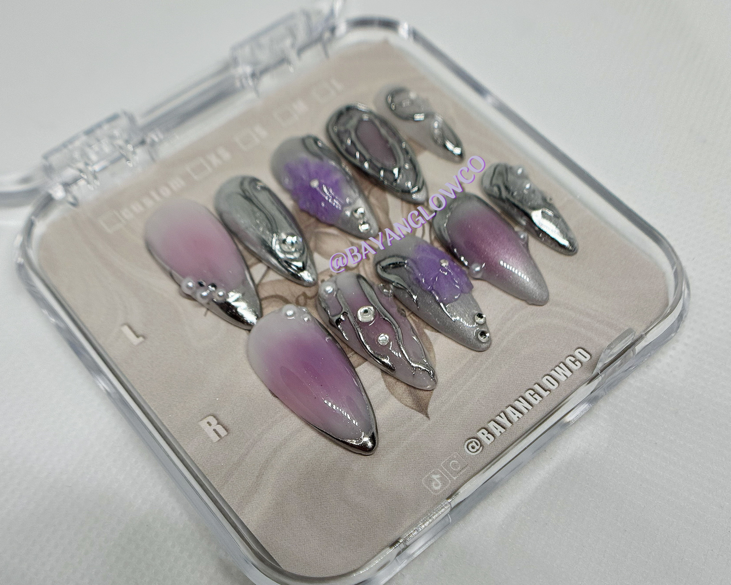 CUSTOM PRESS ON NAILS